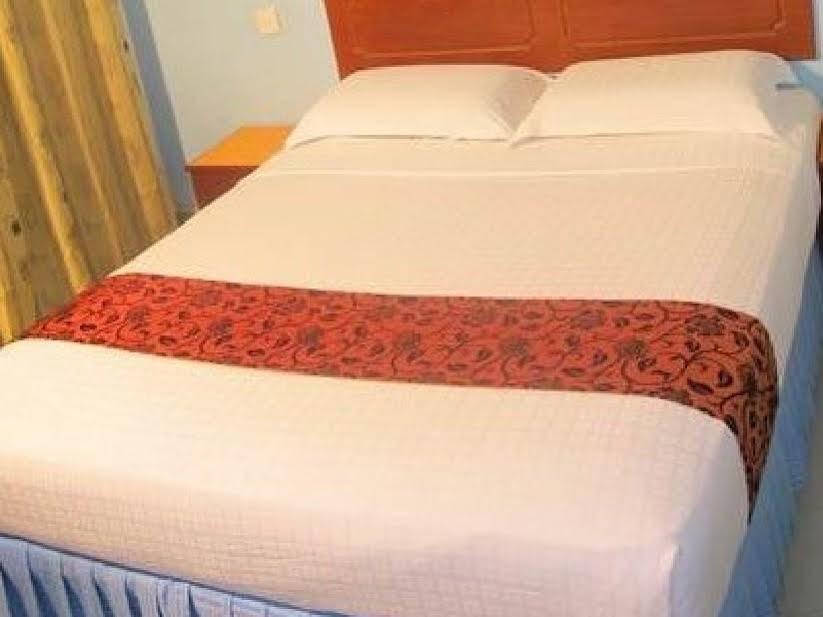 Hotel K T Mutiara Κουάλα Τερενγκάνου Εξωτερικό φωτογραφία